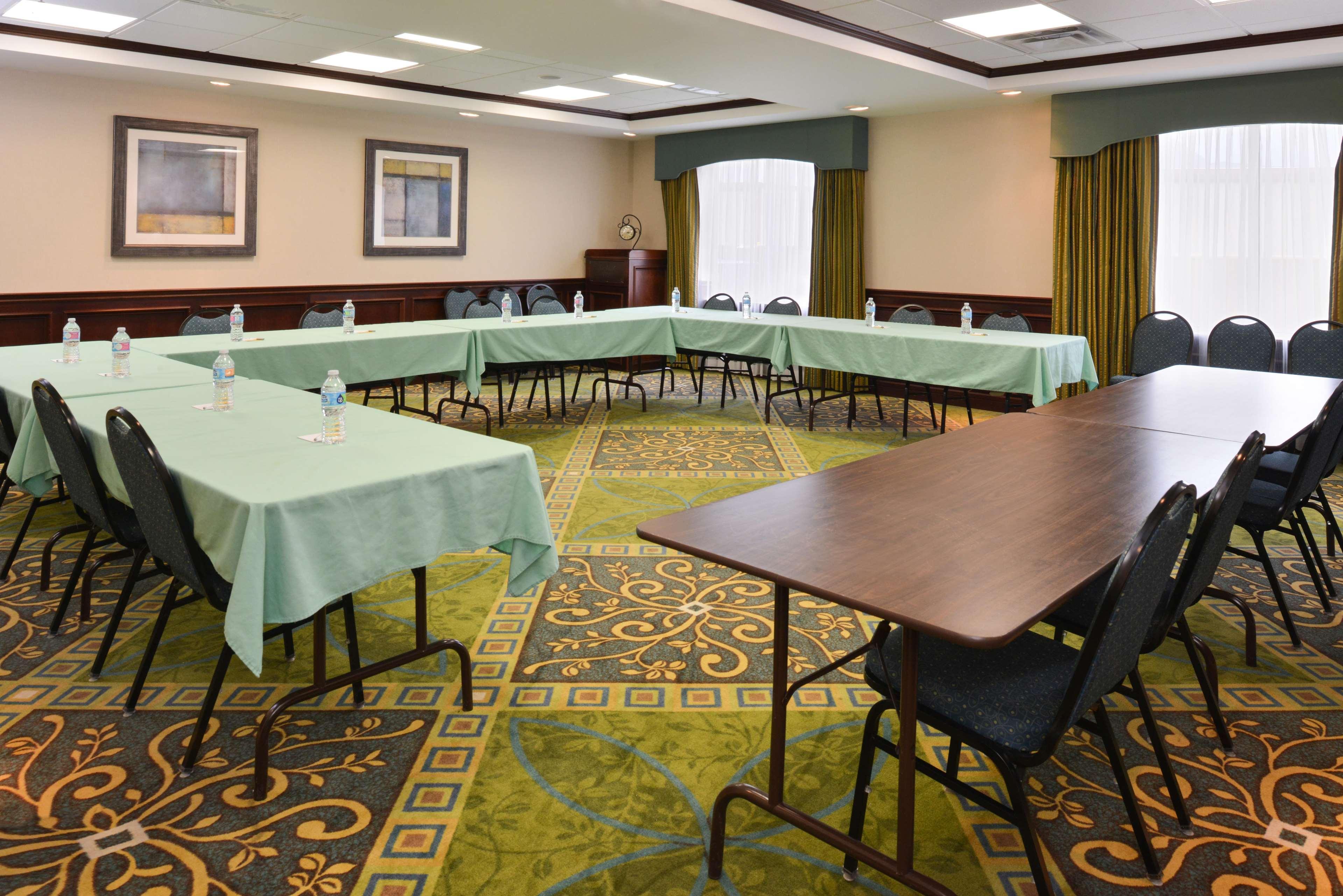 Hampton Inn Alpine Kültér fotó