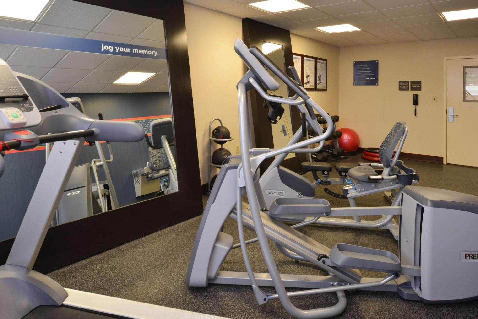 Hampton Inn Alpine Kültér fotó